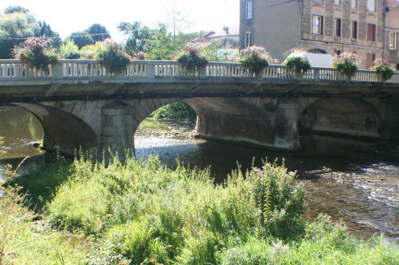 Les Ponts De L'Ornain Apartamento Bar-le-Duc Exterior foto