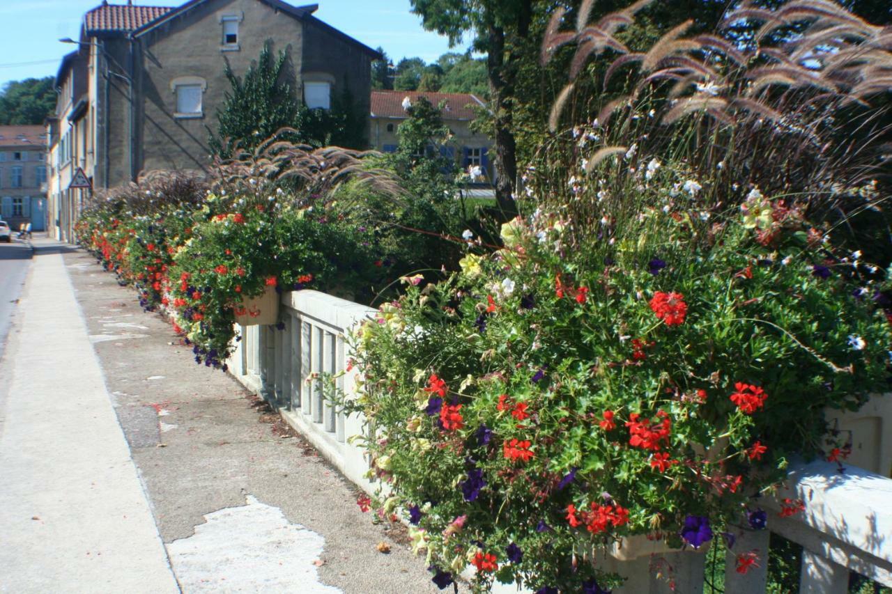 Les Ponts De L'Ornain Apartamento Bar-le-Duc Exterior foto